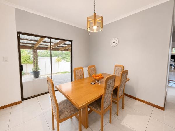 3 Bedroom House in Die Wingerd