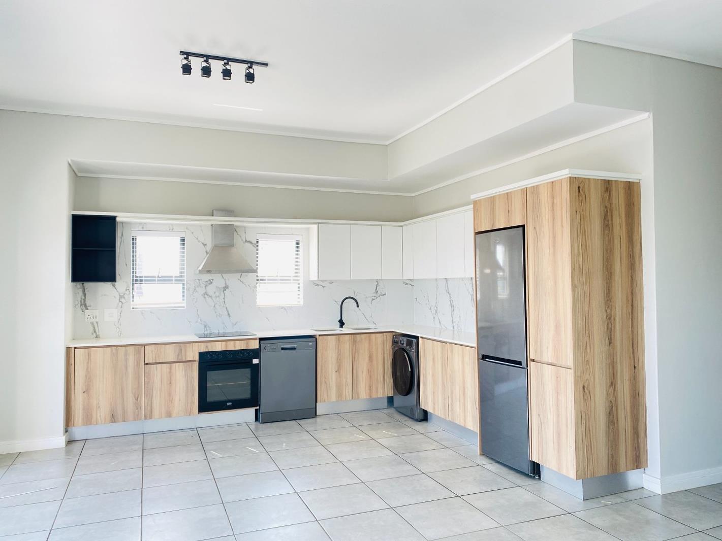 2 Bedroom Apartment in Waterfall Estate