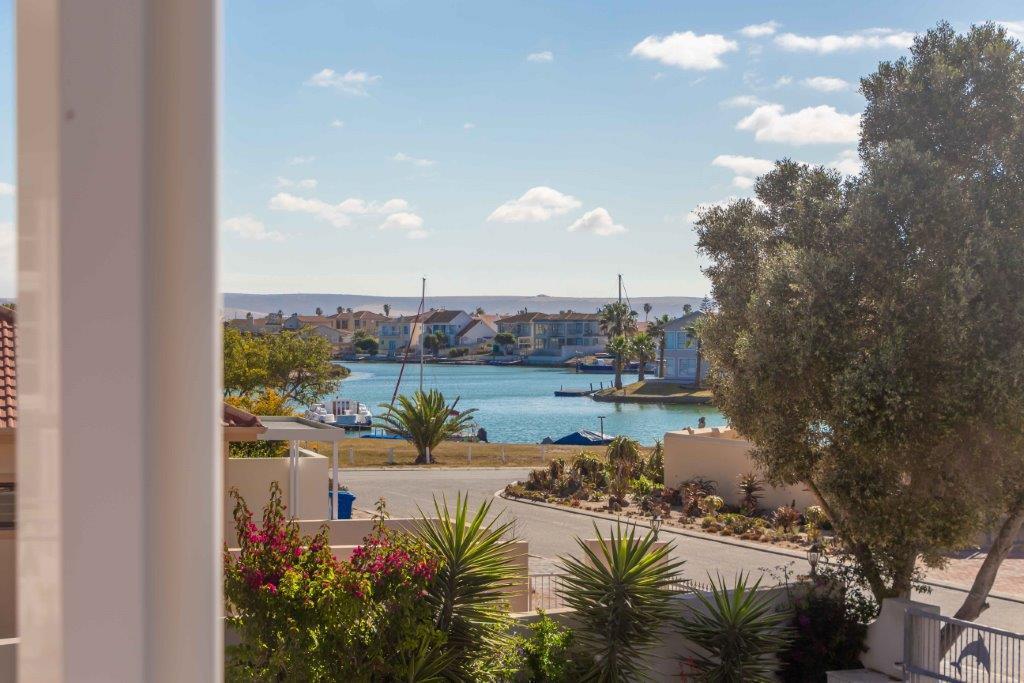 3 Bedroom House in Port Owen