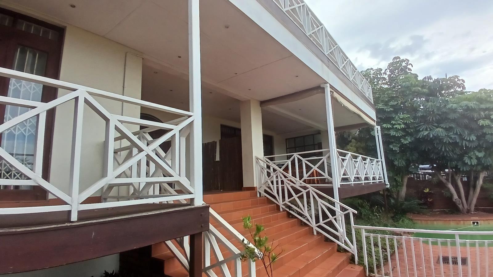 5 Bedroom House in Glenwood
