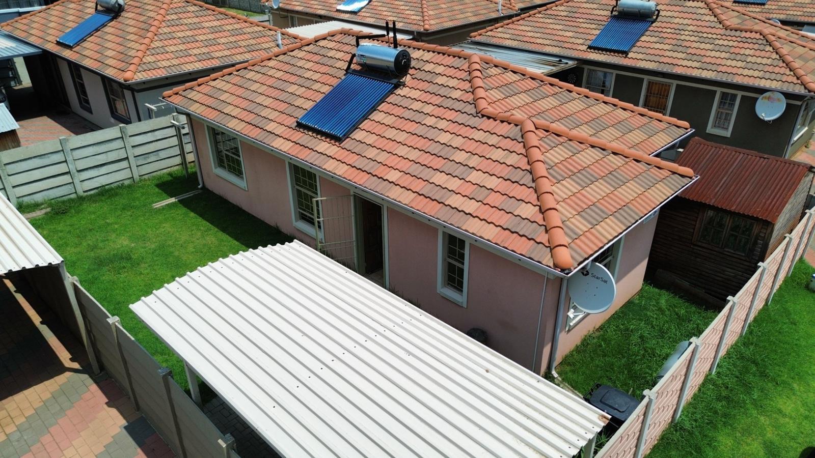 3 Bedroom Simplex in Albertsdal
