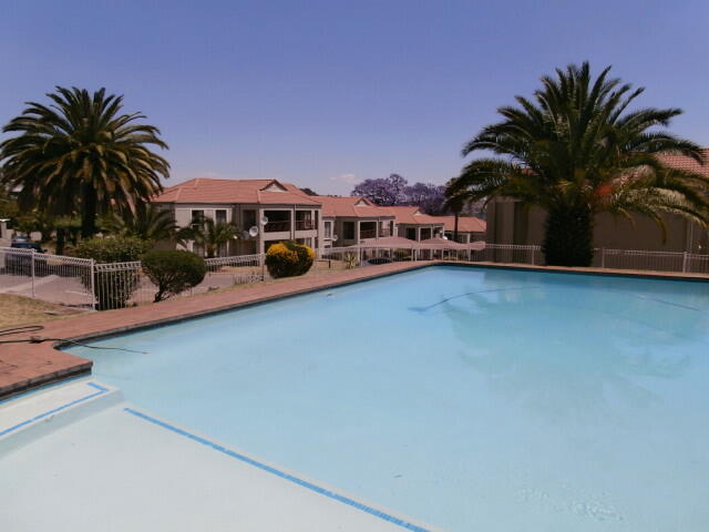 2 Bedroom Apartment in Oakdene