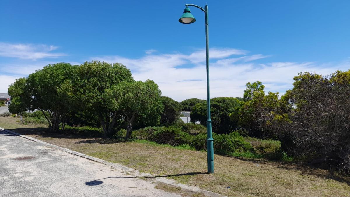 601 m² Land available in Kleinbaai