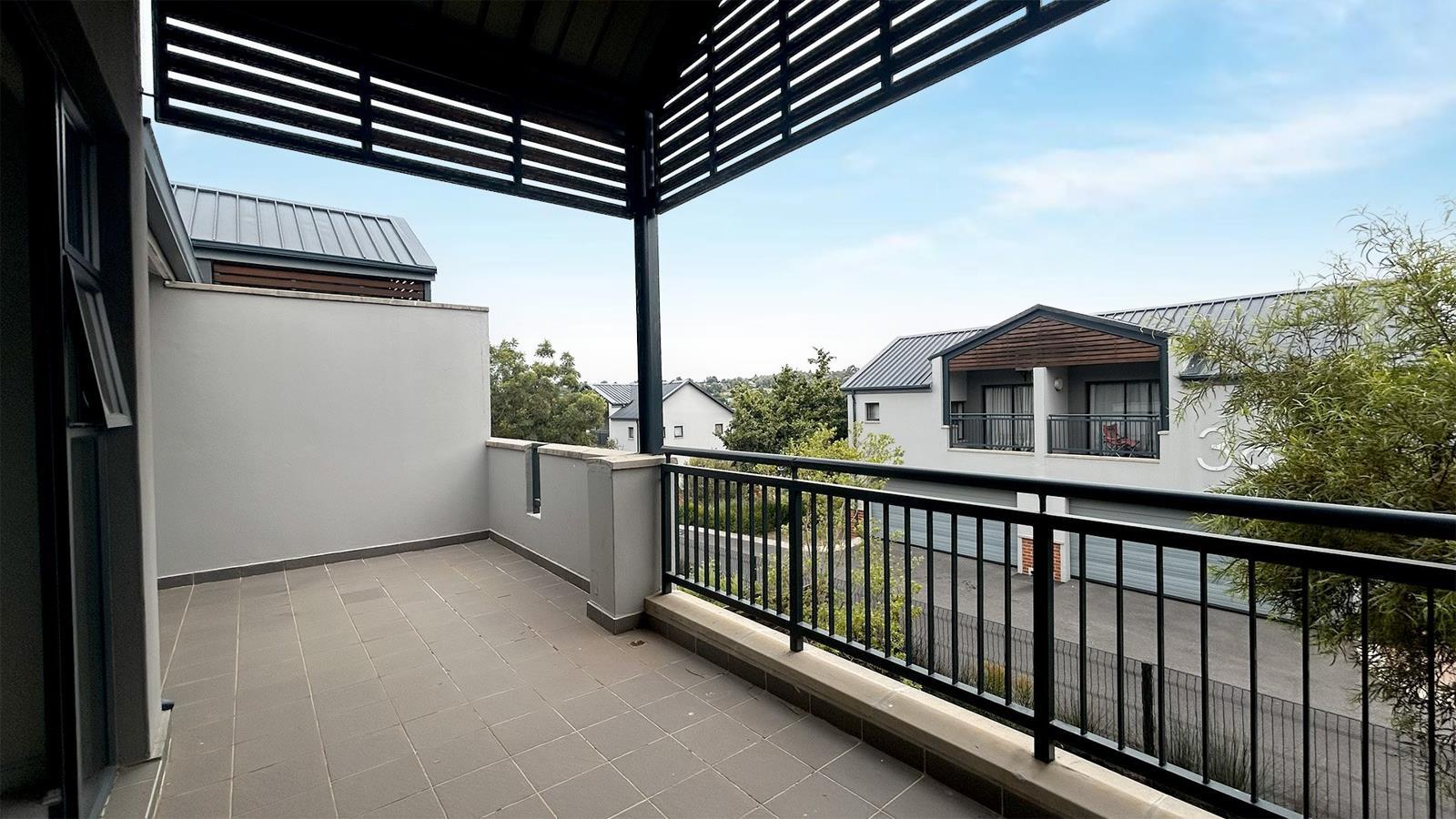 2 Bedroom Apartment in Carlswald Estate