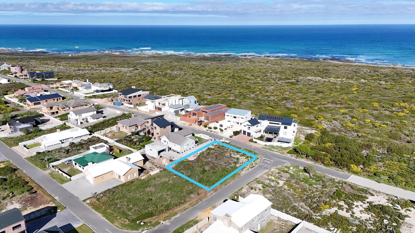 702 m² Land available in Agulhas