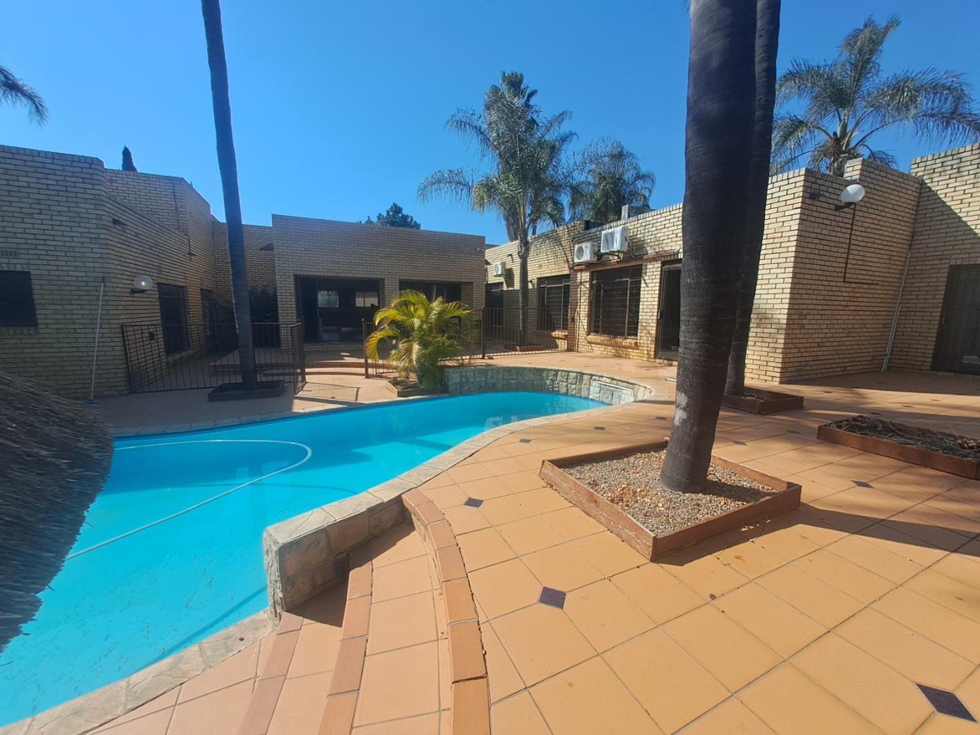 6 Bedroom Simplex in Welgelegen