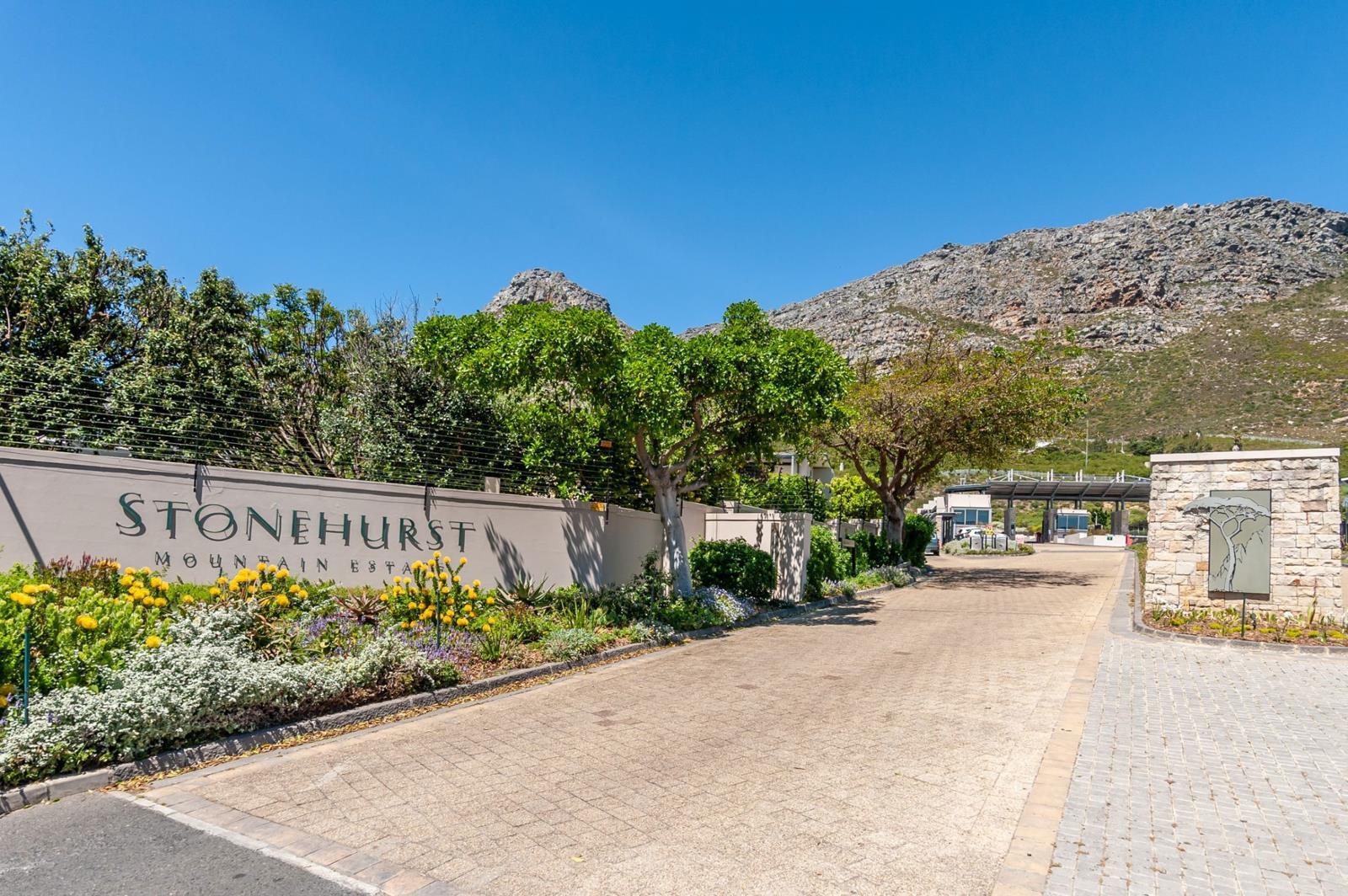 4 Bedroom House in Stonehurst Mountain Estate