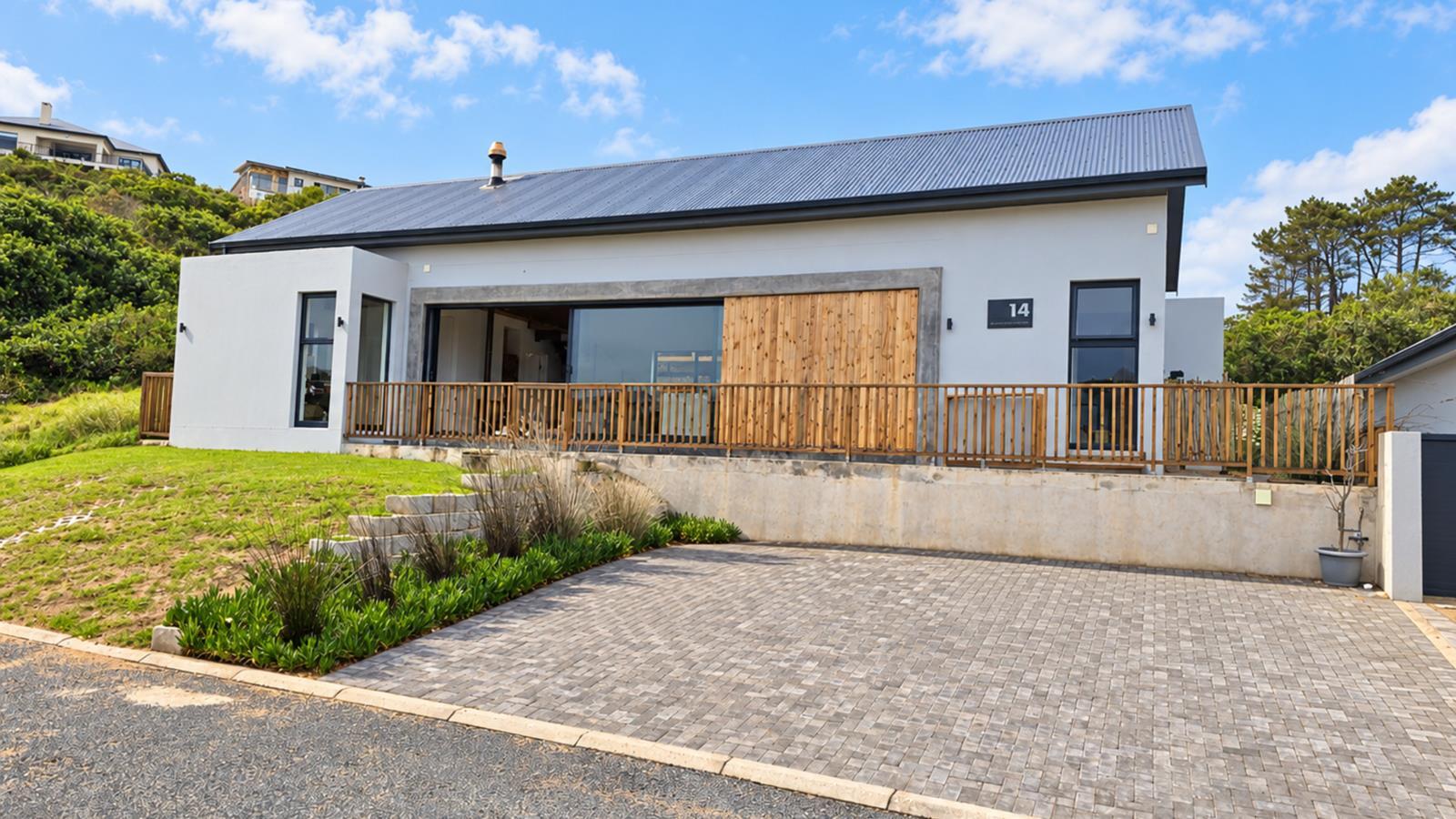 2 Bedroom House in Stilbaai Wes