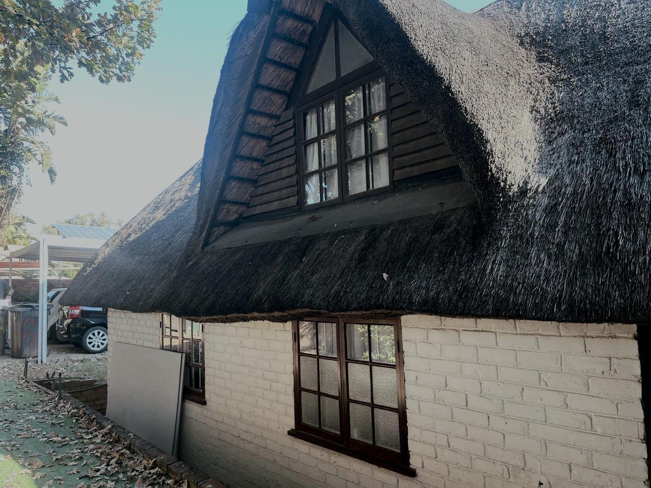 1 Bedroom Garden Cottage in Sandton Central