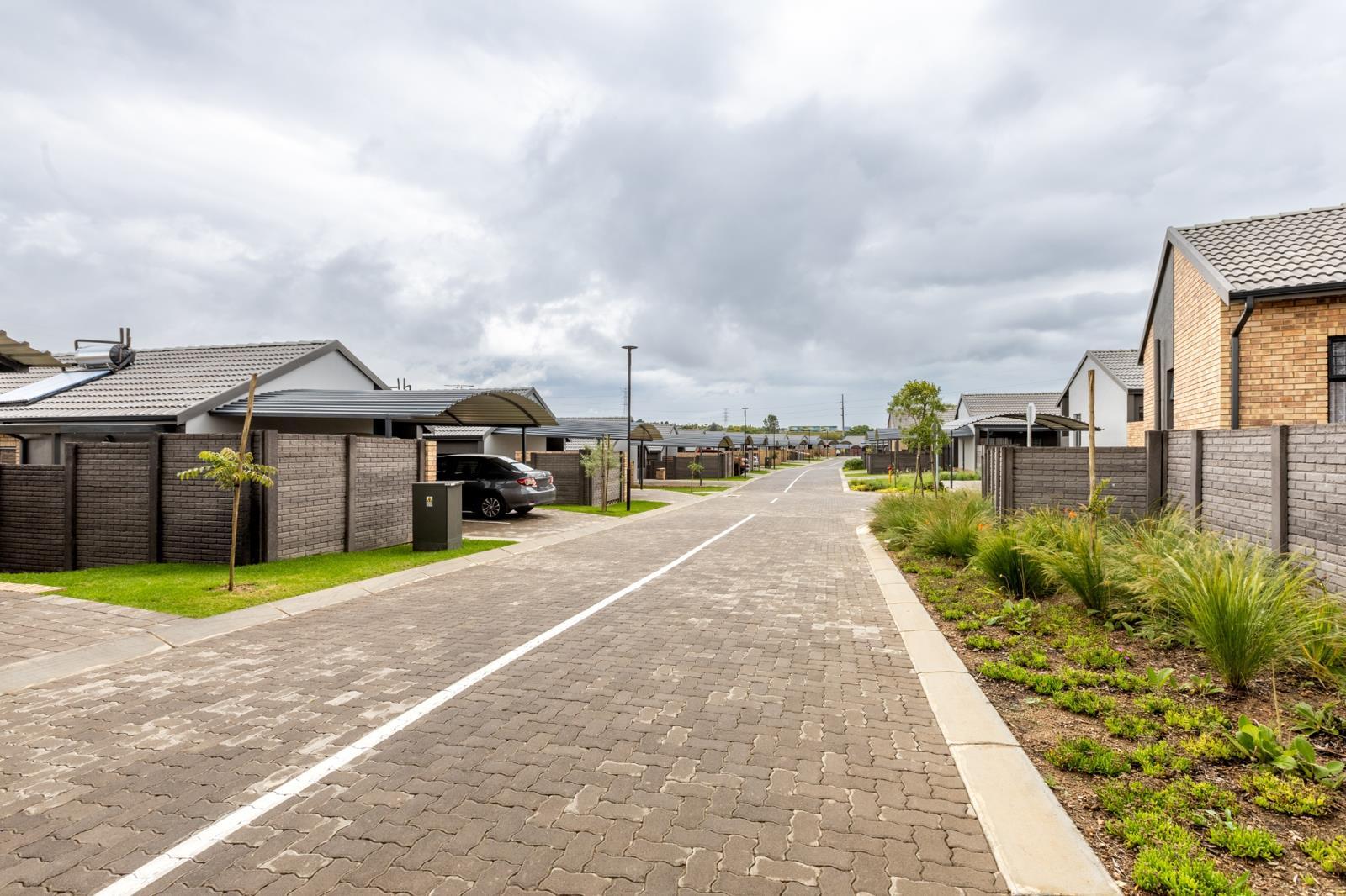 3 Bedroom House in Heuweloord