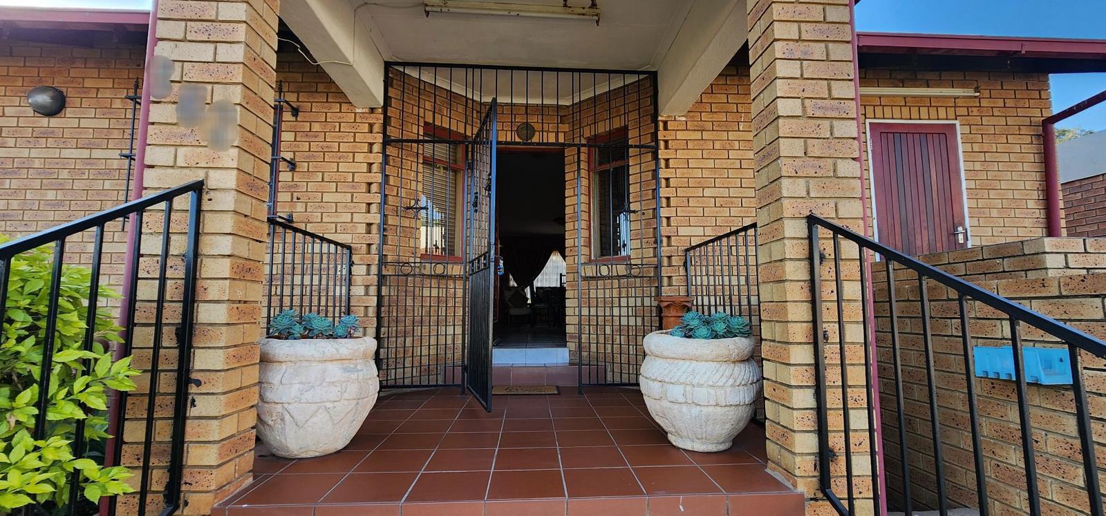 3 Bedroom House in Erasmia