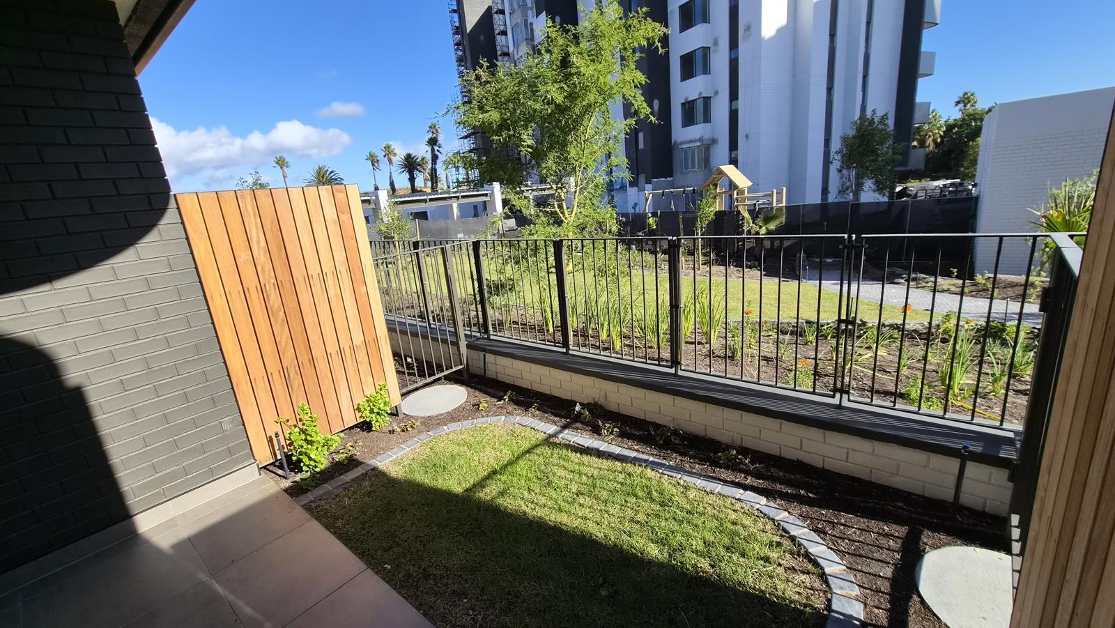 Studio Apartment in Century City