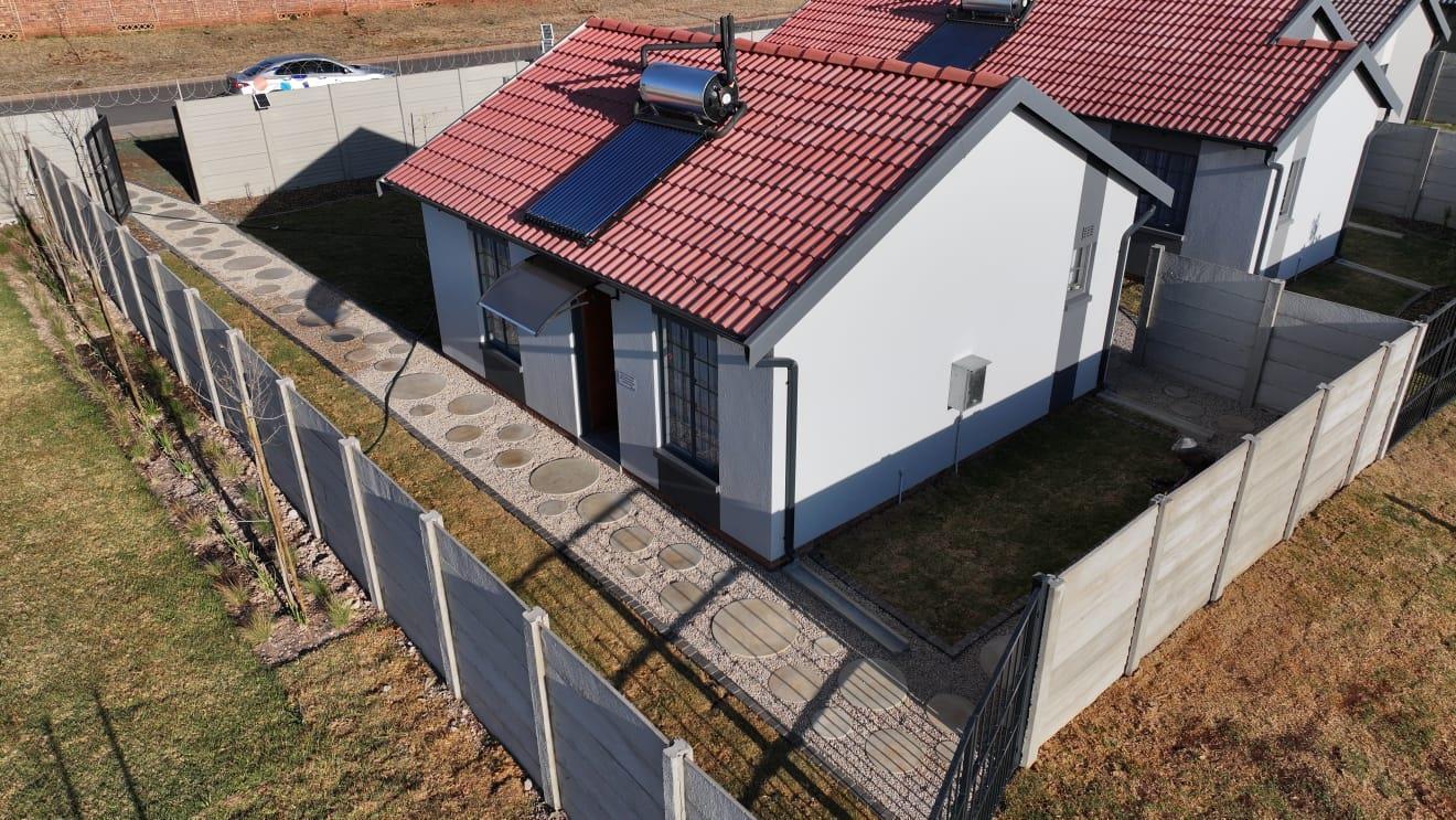 2 Bedroom House in Sky City