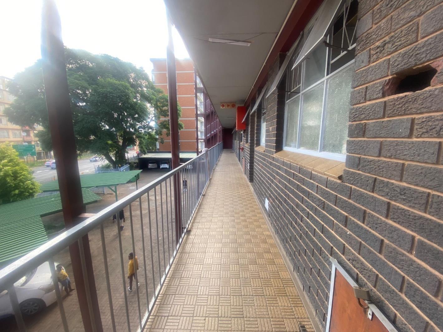 4 Bedroom Apartment in Sunnyside