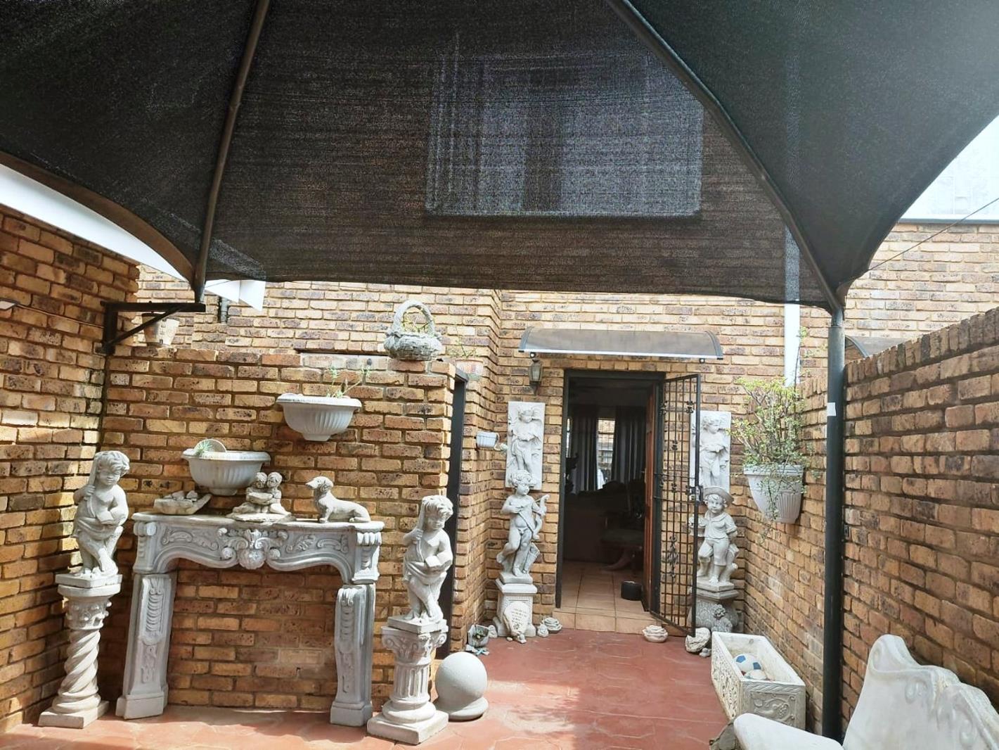3 Bedroom Townhouse in Wonderboom
