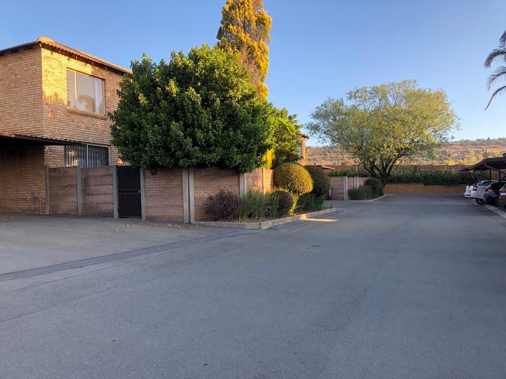 2 Bedroom Townhouse in Allens Nek
