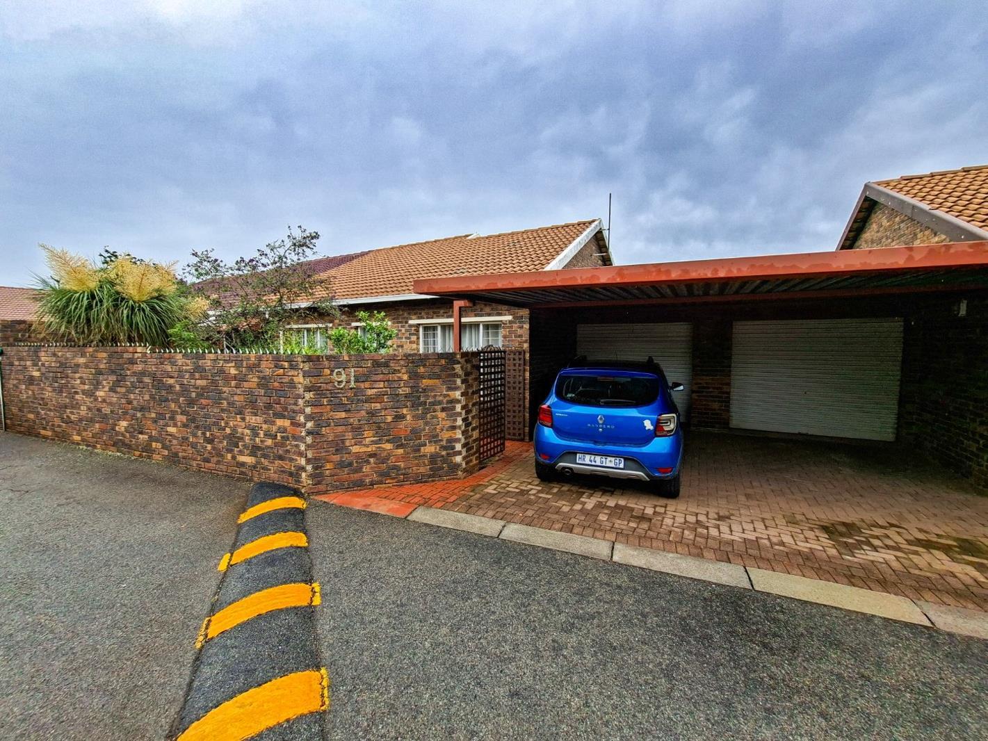 2 Bedroom House in Noordheuwel