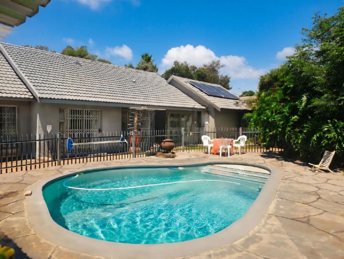 3 Bedroom House in Van Riebeeck Park