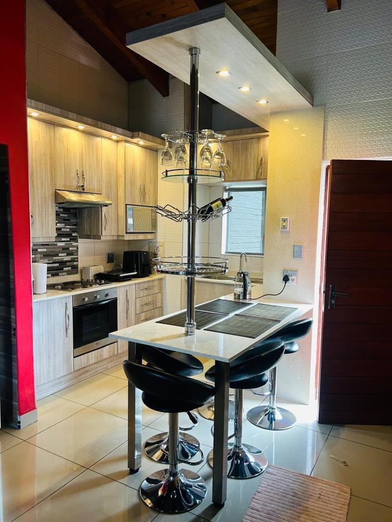 2 Bedroom Apartment in Bryanston