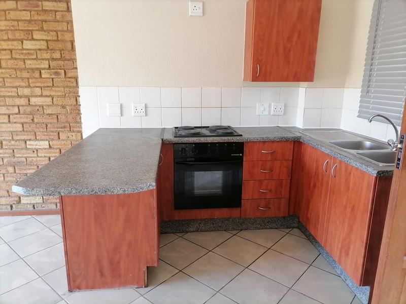 2 Bedroom Apartment in Honeydew