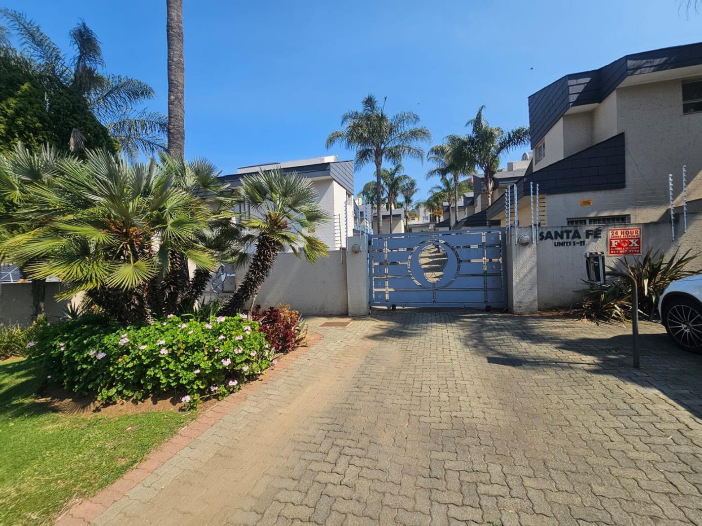 3 Bedroom Townhouse in Bassonia