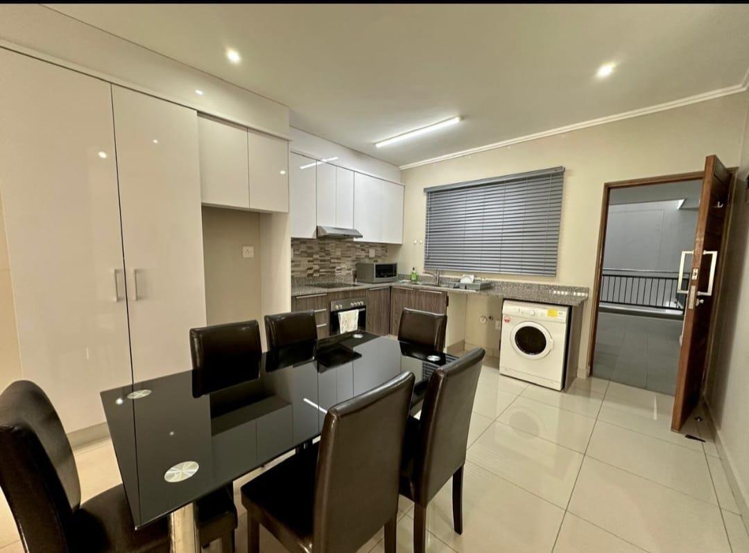 2 Bedroom Apartment in Umhlanga Ridge