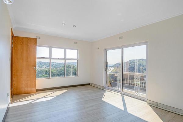 14 Bedroom House in Bassonia