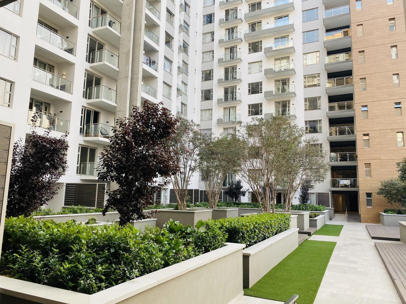 2 Bedroom Apartment in Rosebank