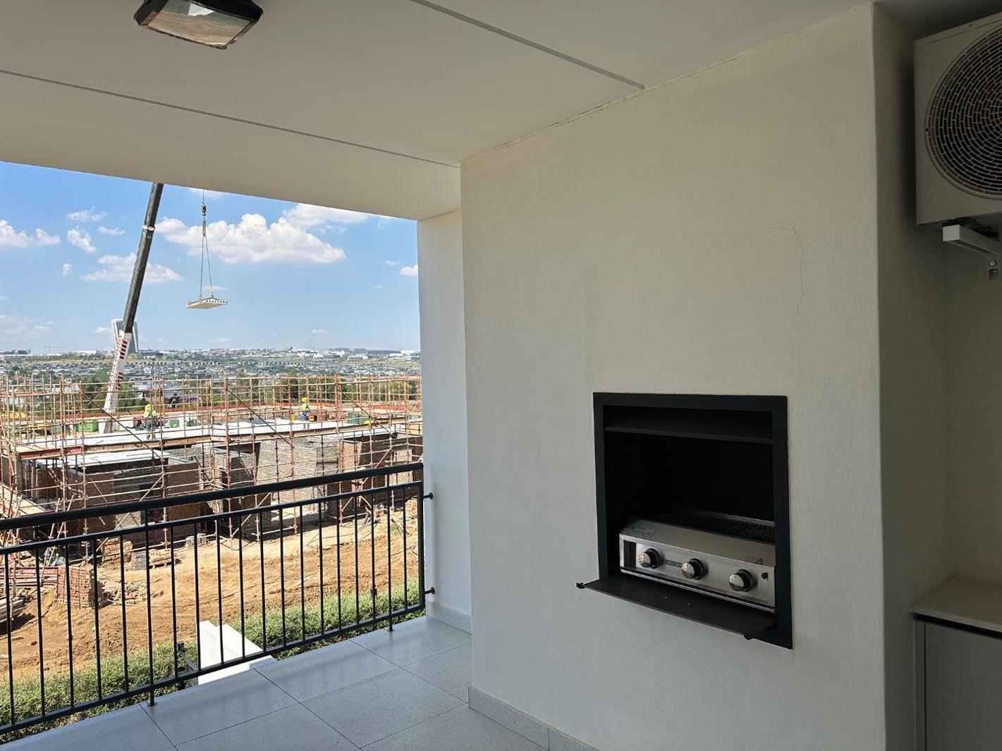 3 Bedroom Apartment in Waterfall Estate