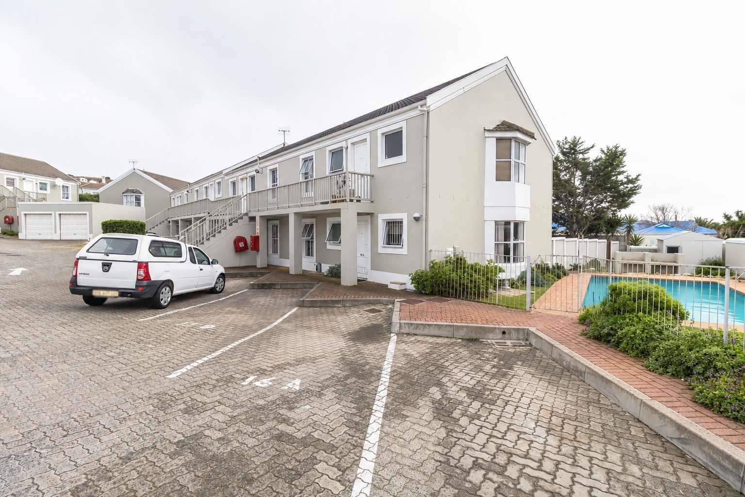 2 Bedroom Apartment in West Beach