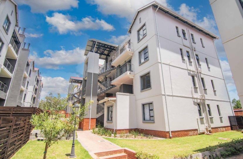 1 Bedroom Apartment in Modderfontein