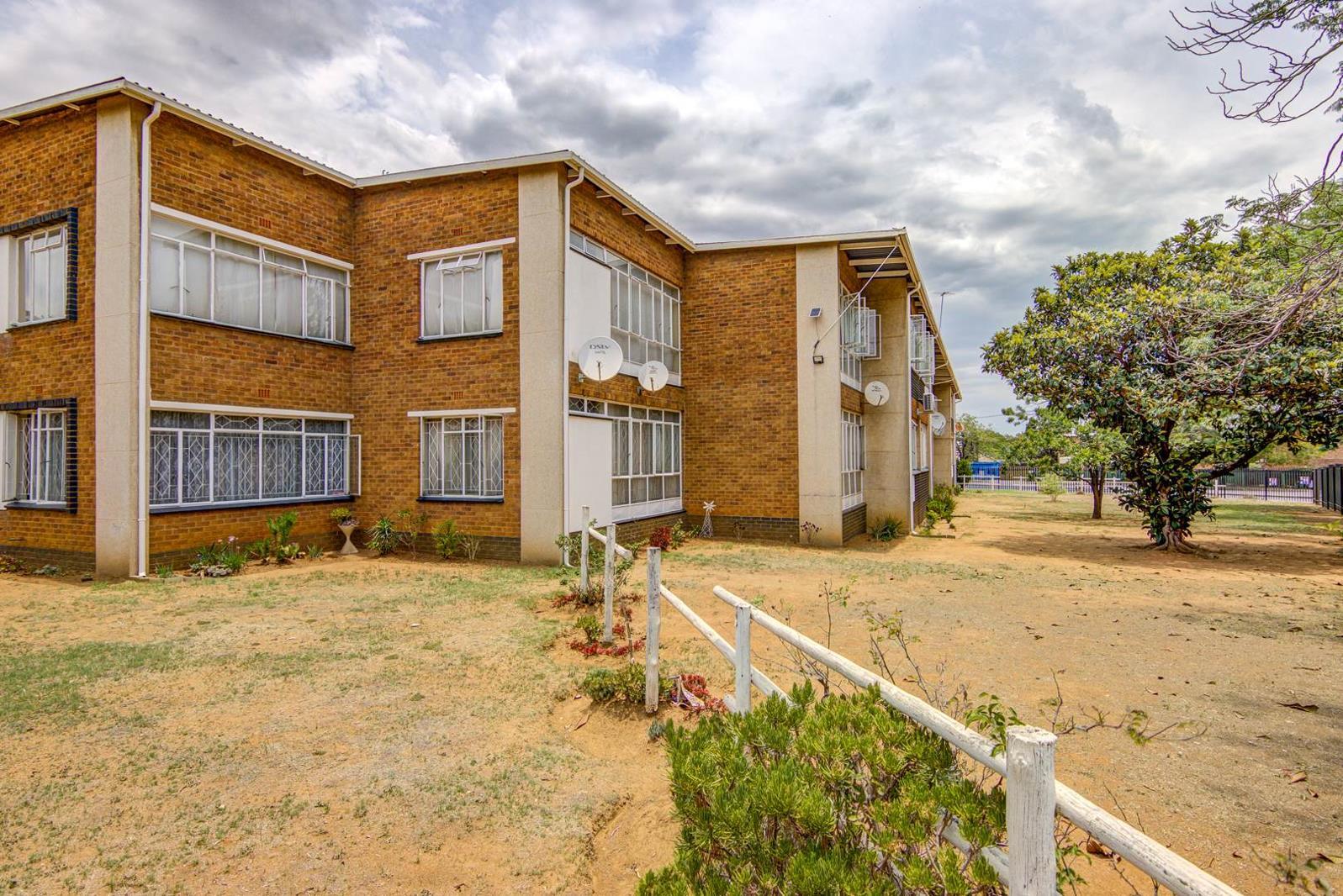 2 Bedroom Apartment in Kempton Park Ext 4