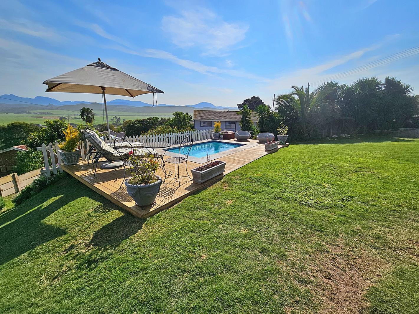5 Bedroom House in Klein Brak Rivier
