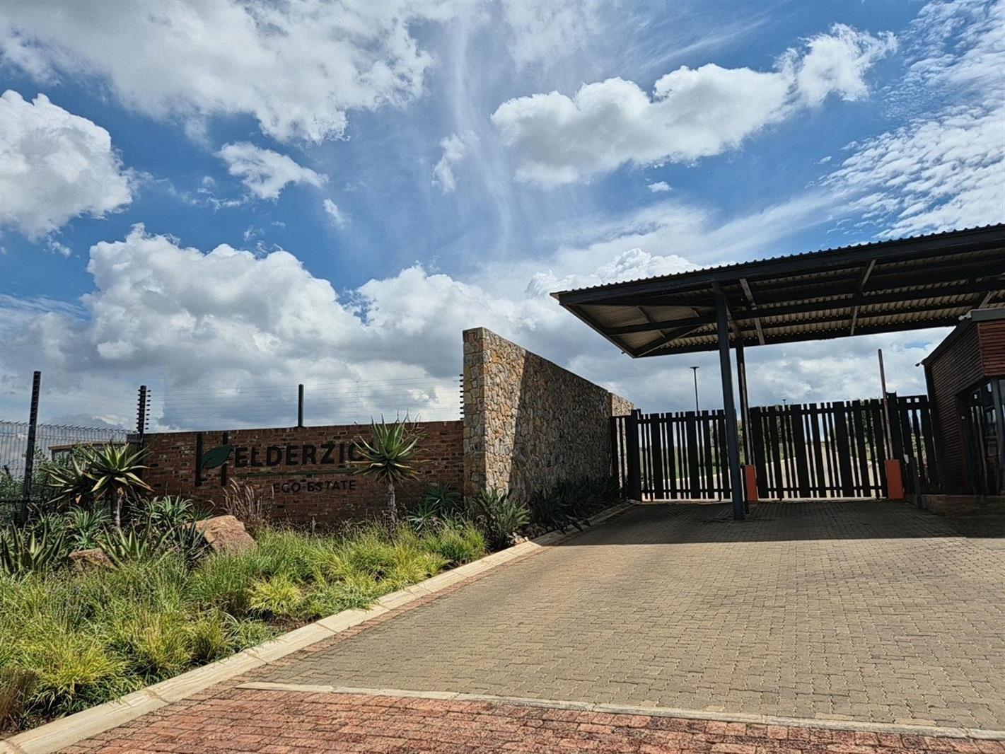 1 119 m² Land available in Potchefstroom Central