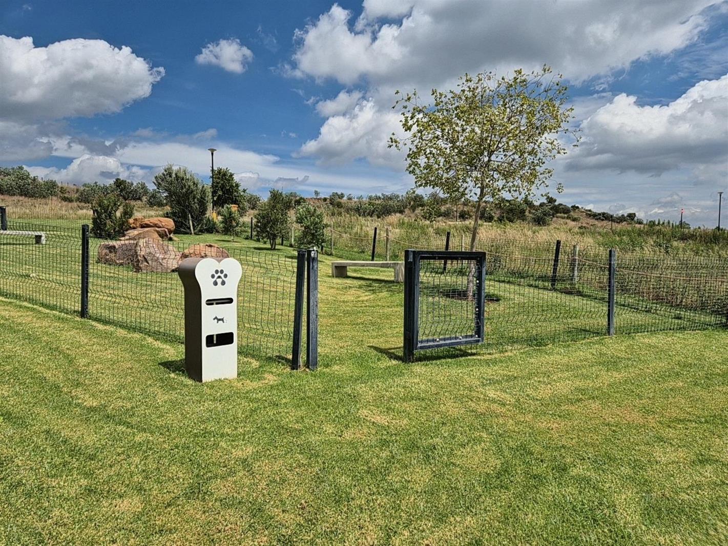 511 m² Land available in Potchefstroom Central