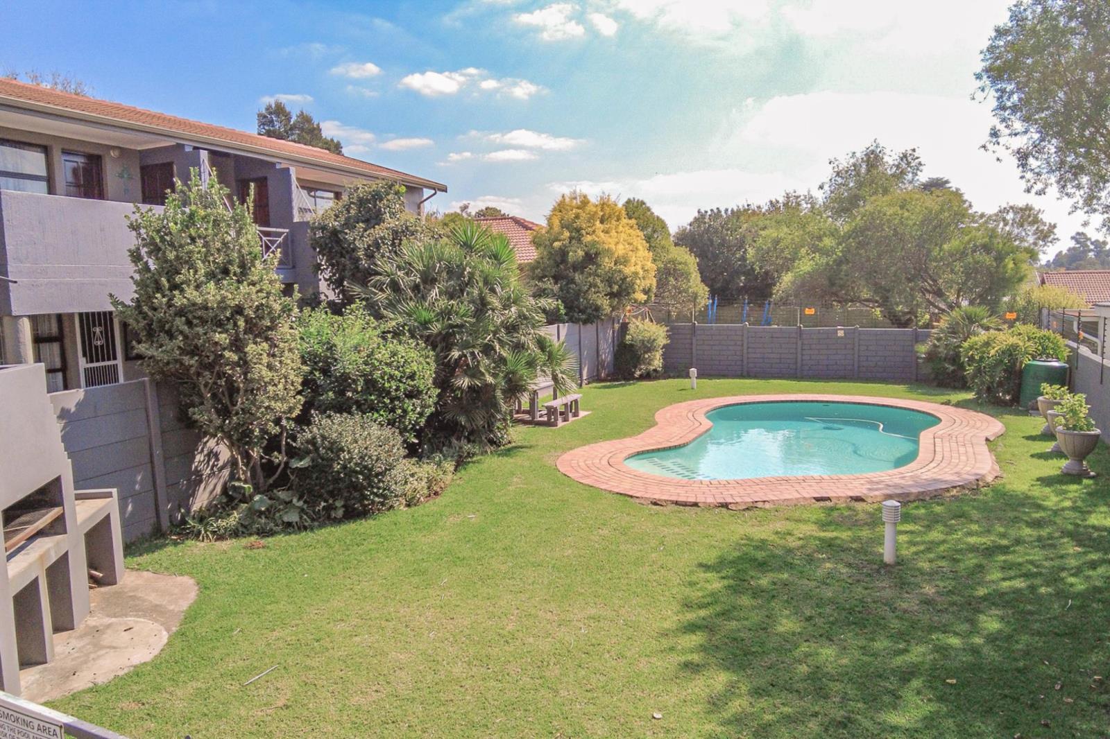 2 Bedroom Apartment in Rynfield