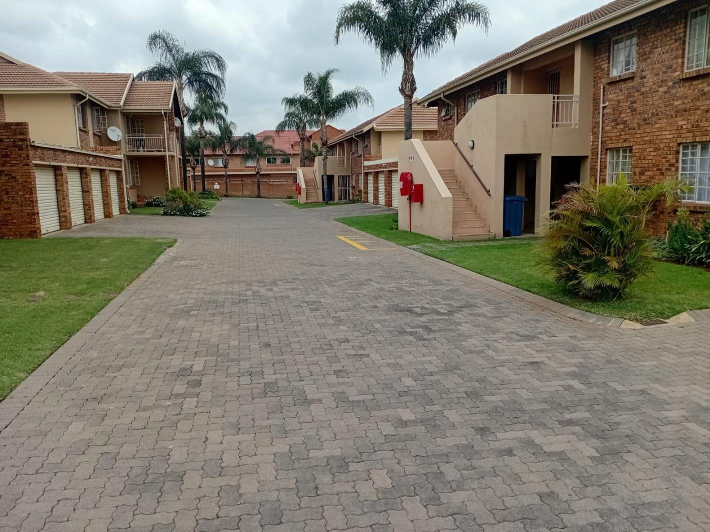 3 Bedroom Townhouse in Magalieskruin