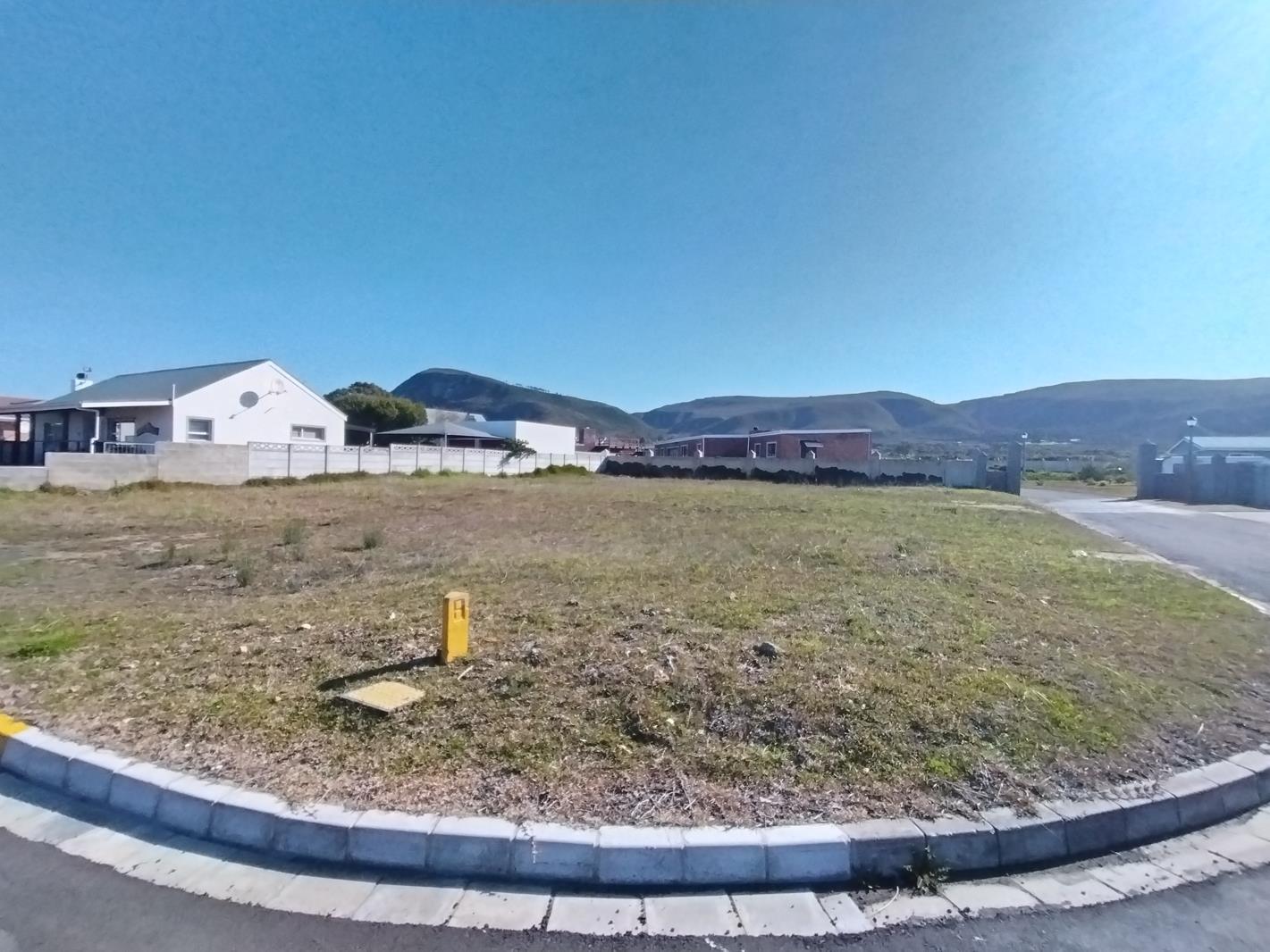 712 m² Land available in Franskraal