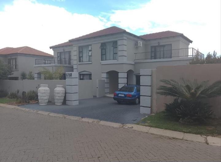 4 Bedroom Townhouse in Mulbarton