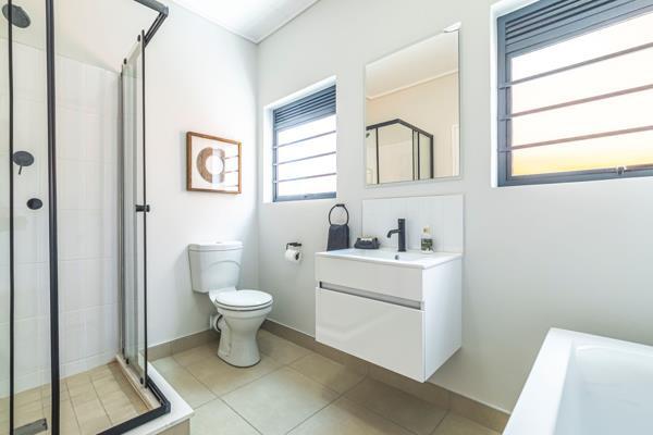 3 Bedroom Apartment in Linbro Park