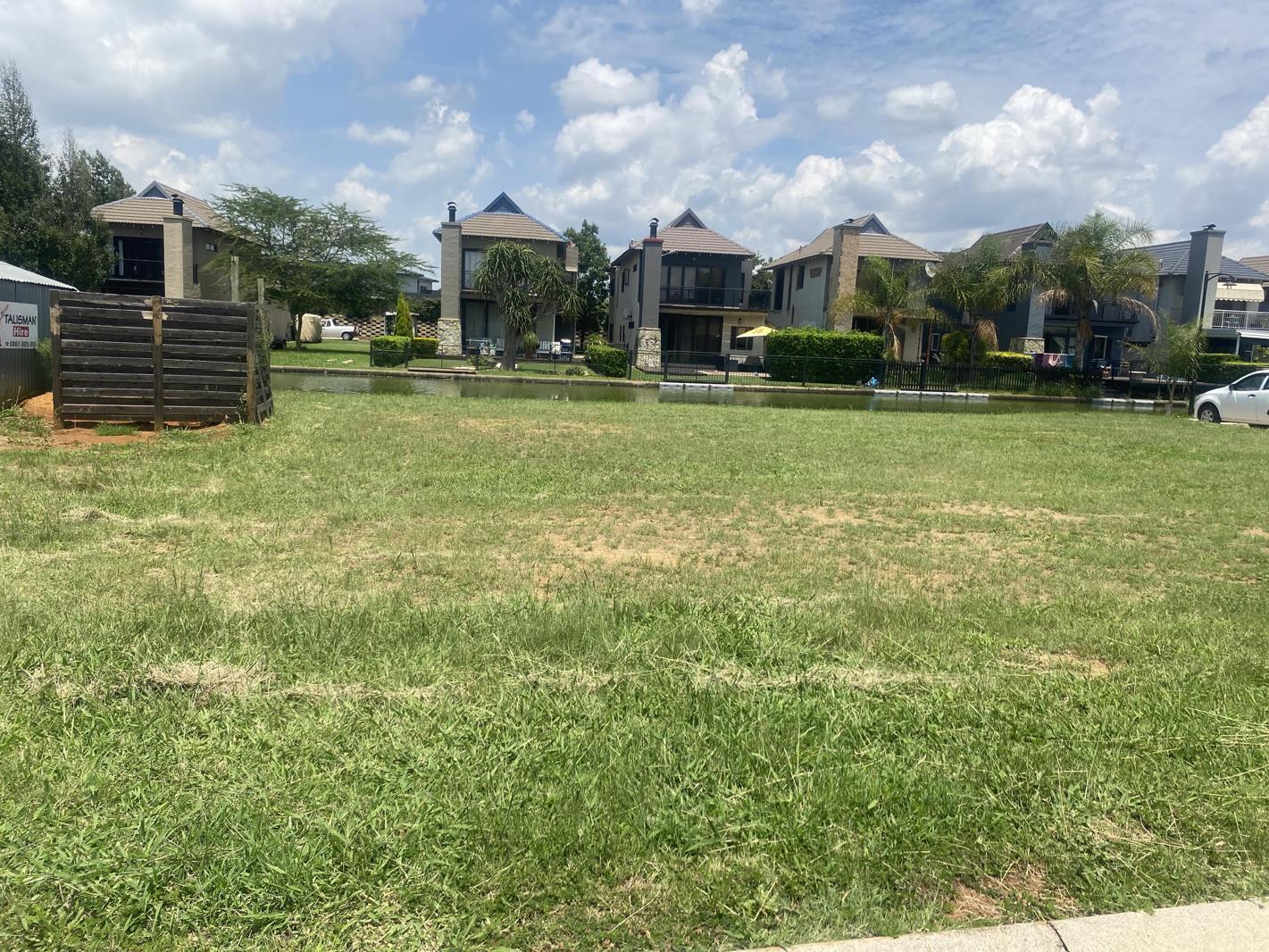 487 m² Land available in The Islands Estate