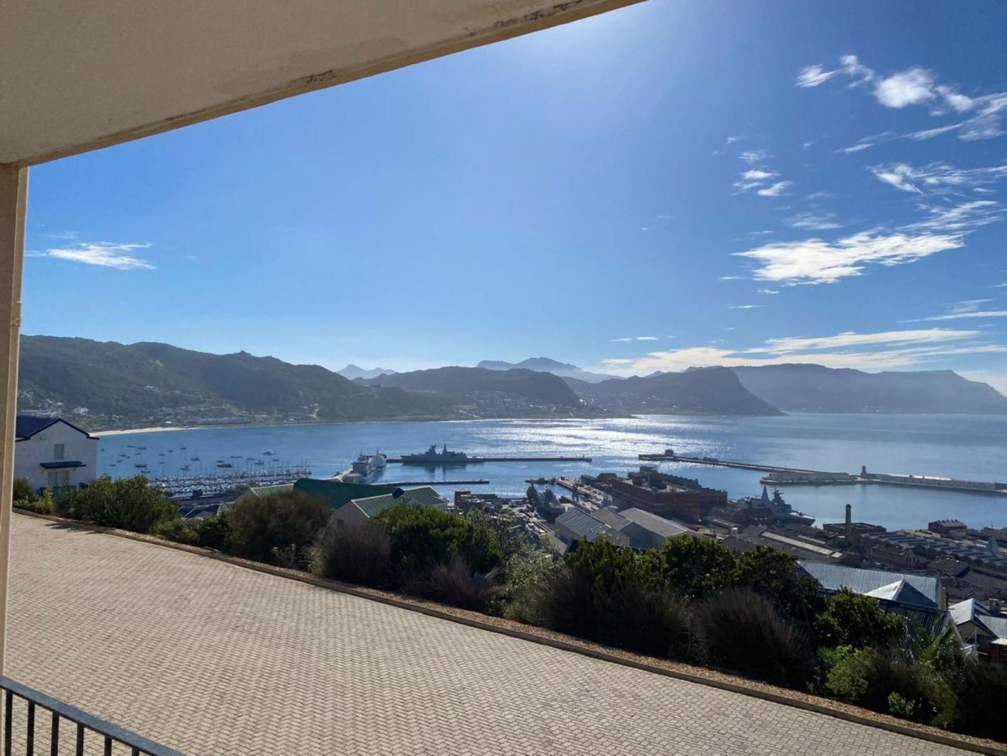 3 Bedroom Apartment in Simon's Town Central