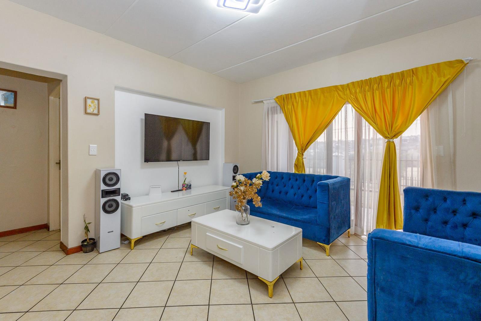 3 Bedroom Apartment in Suideroord