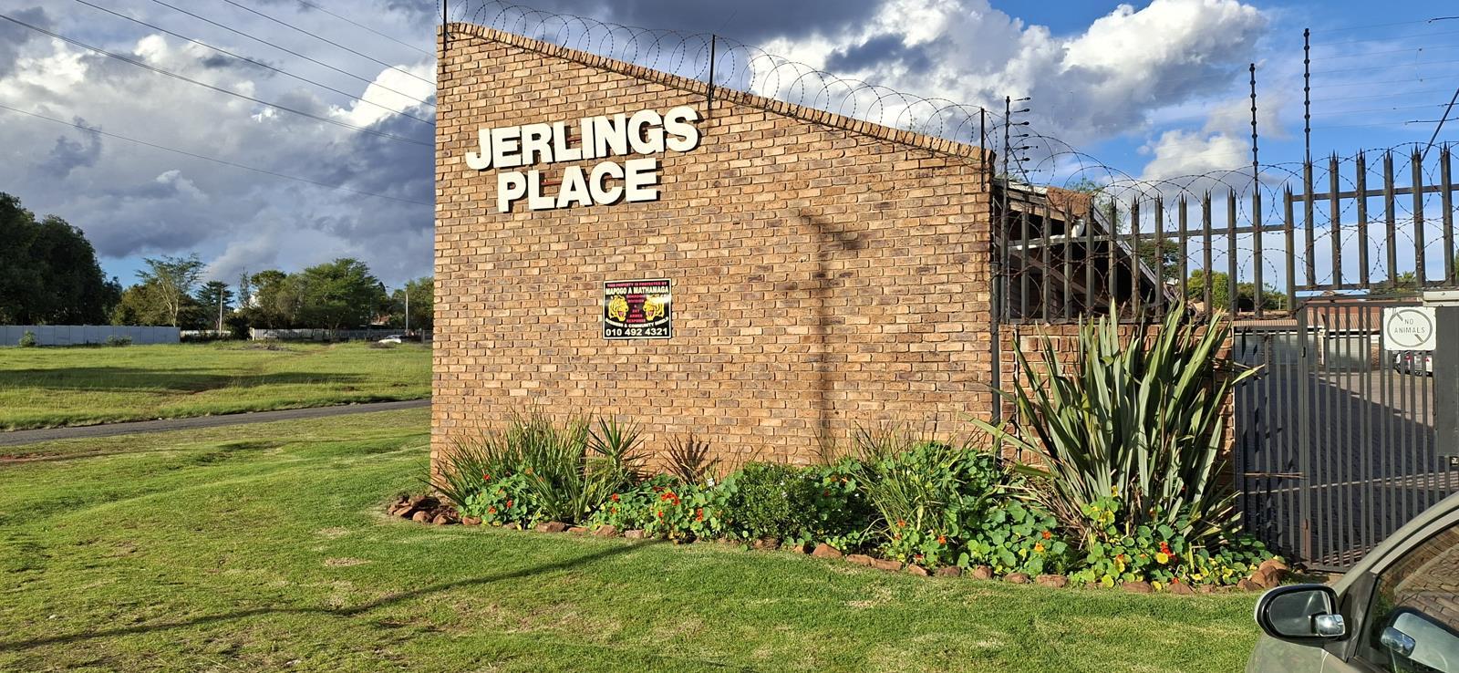 2 Bedroom Apartment in Krugersdorp North