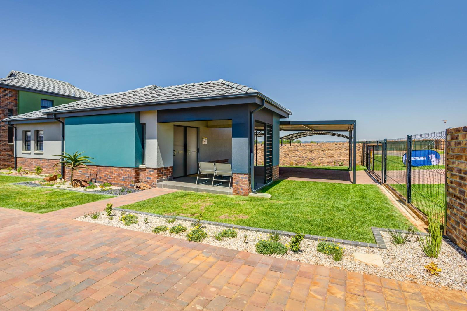 3 Bedroom House in Nooitgedacht