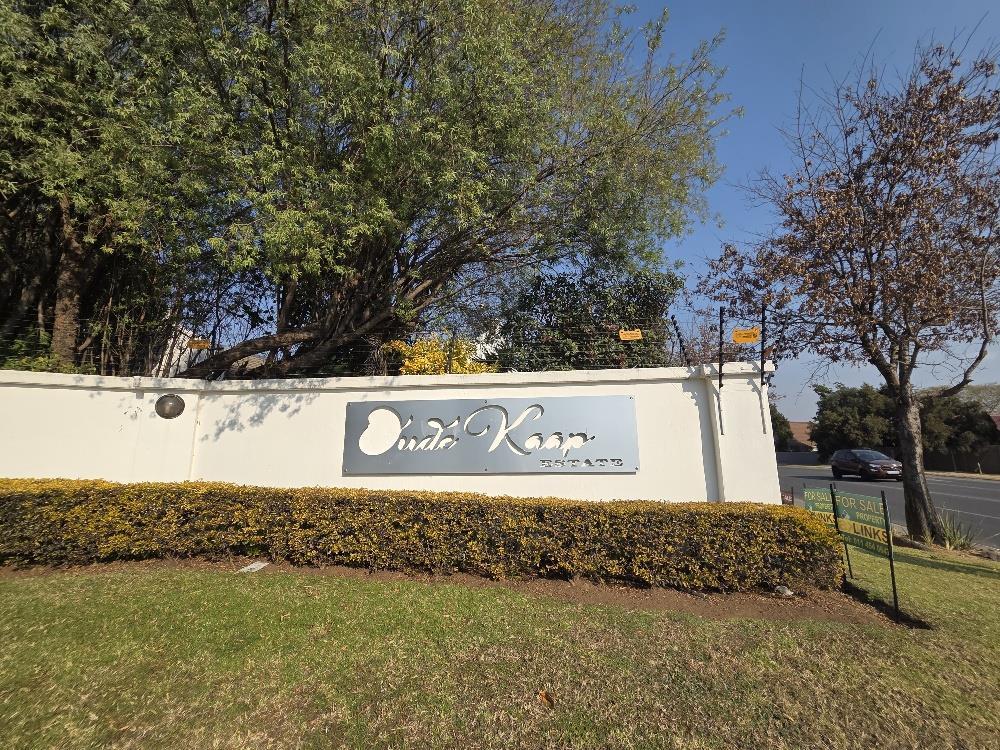 3 Bedroom Townhouse in Marais Steyn Park
