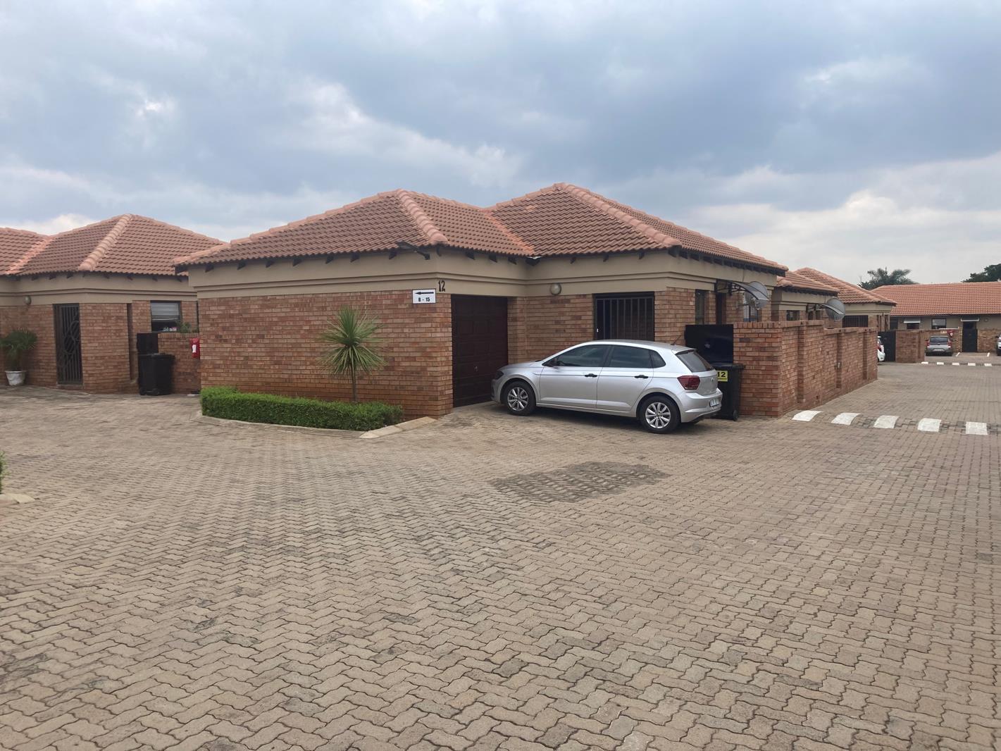 2 Bedroom Townhouse in Newmarket Park