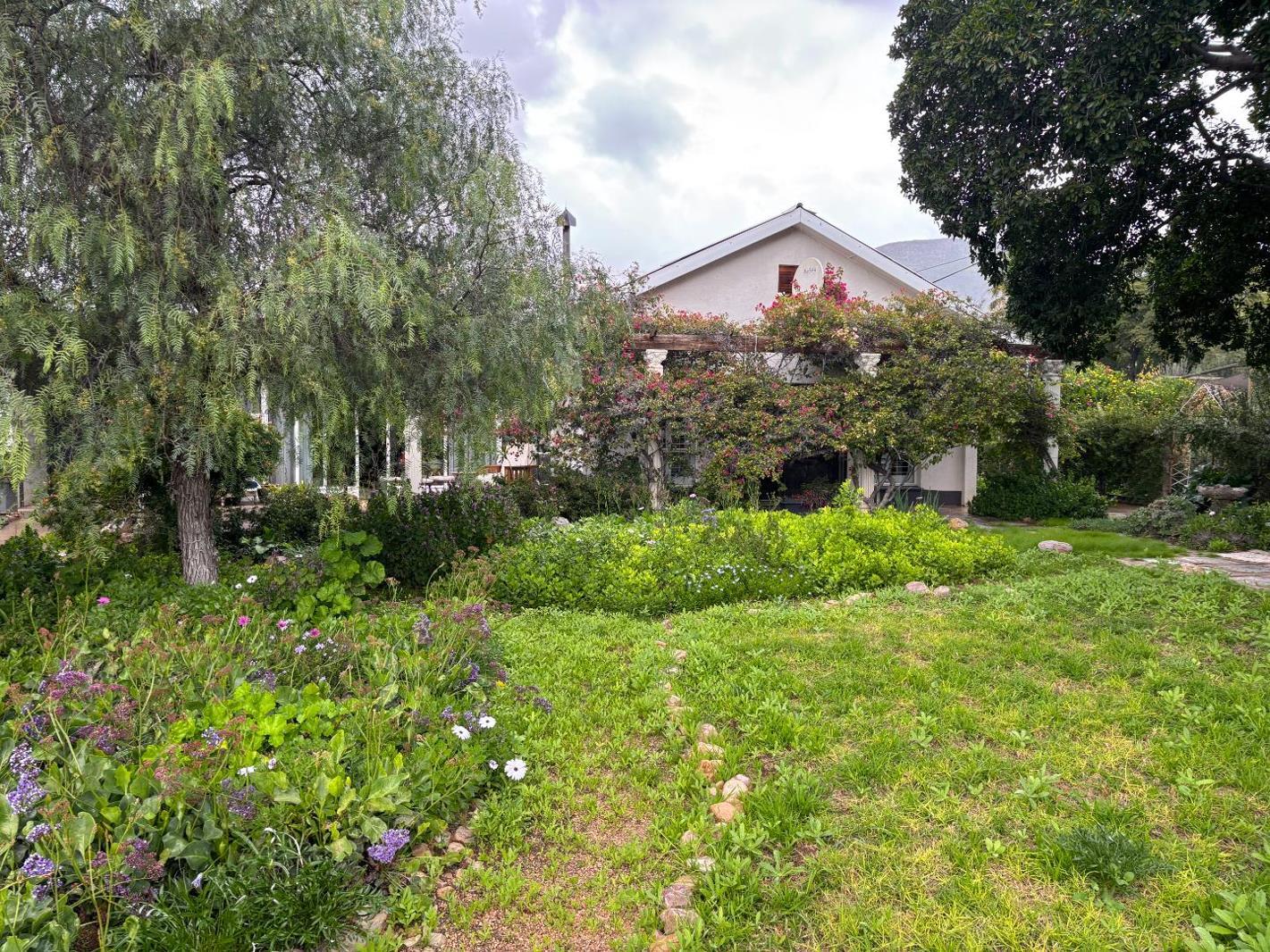 6 Bedroom House in Prince Albert