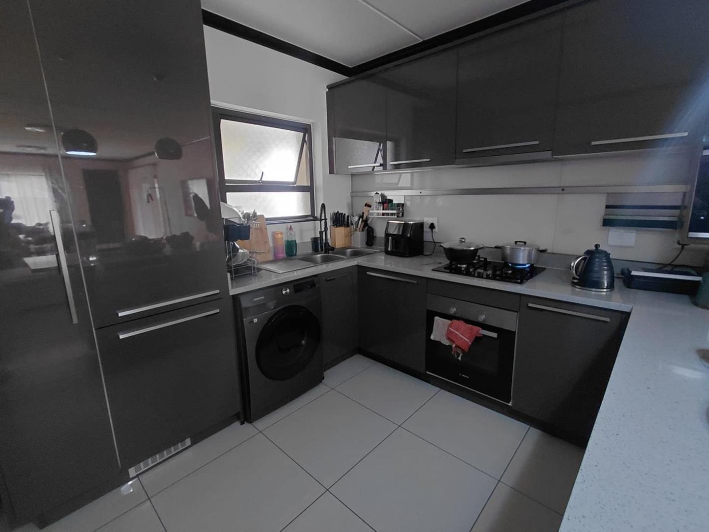 3 Bedroom Apartment in Kengies