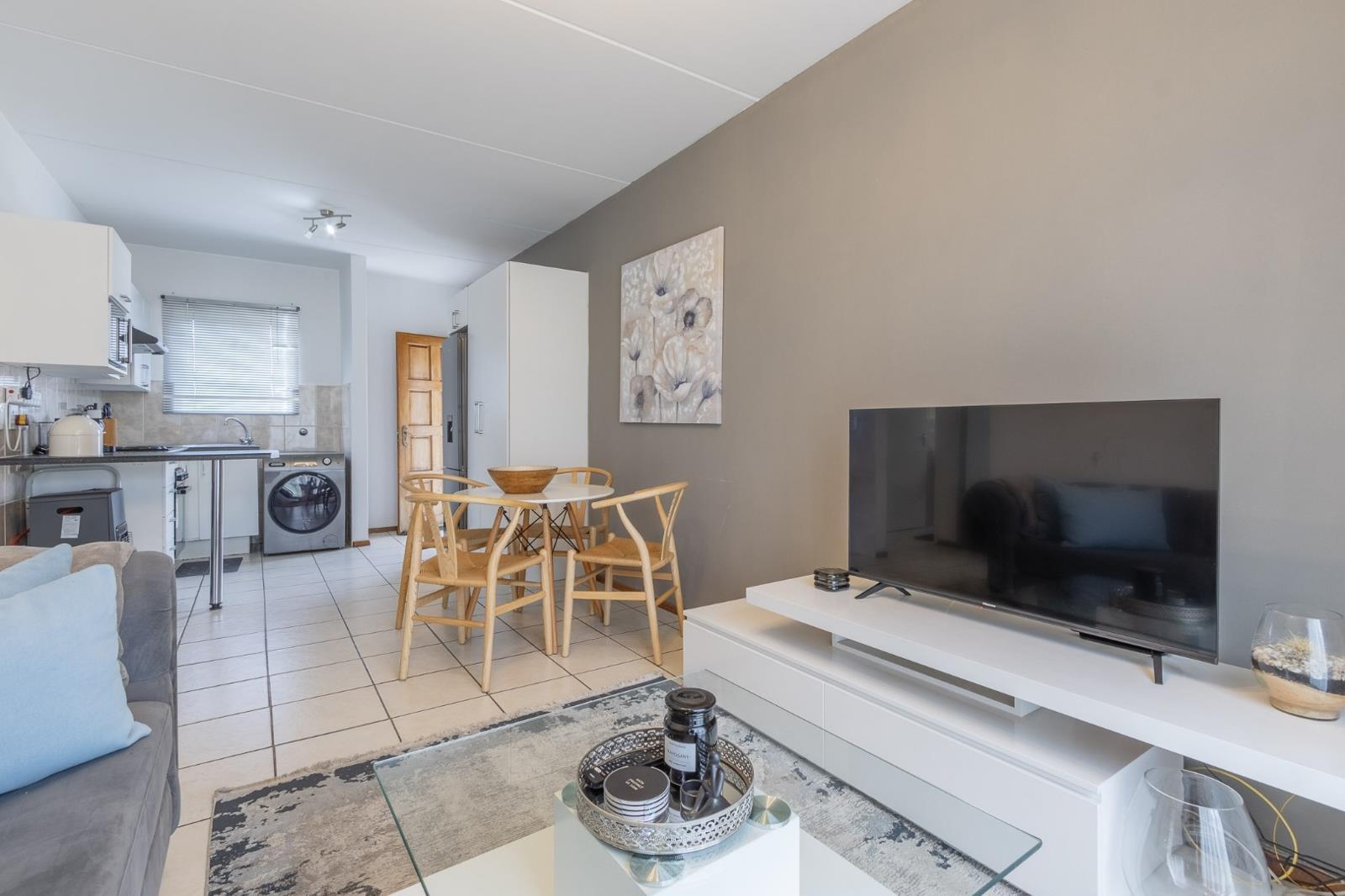 2 Bedroom Apartment in Parkrand